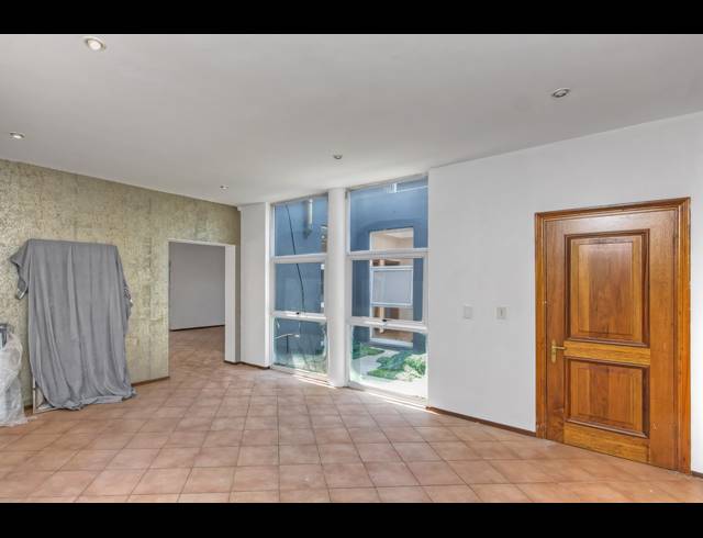 5 BEDROOM FREEHOLD FOR SALE IN MORNINGSIDE